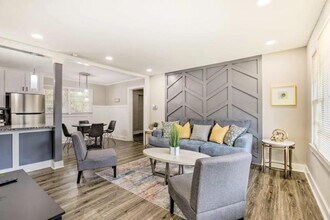 4108 Lindsey Dr in Decatur, GA - Building Photo - Building Photo