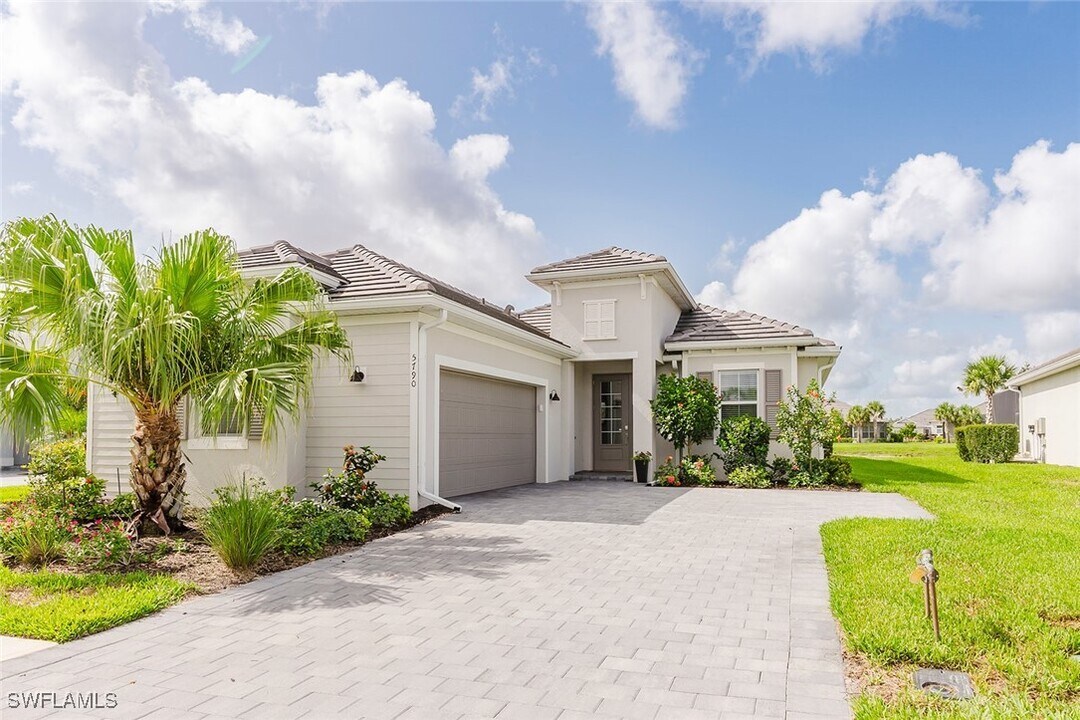 5790 Kingston Pl in Ave Maria, FL - Building Photo