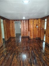 178 Walnut St in Hollister, MO - Building Photo - Building Photo