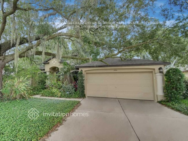 property at 1904 Abbey Ridge Dr