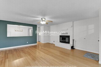 3911 SE 64th Ave in Portland, OR - Building Photo - Building Photo