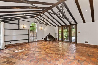 1111 Hamilton Ave in Palo Alto, CA - Building Photo - Building Photo