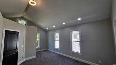 1208 Michigan Ave in Fort Wayne, IN - Building Photo - Building Photo