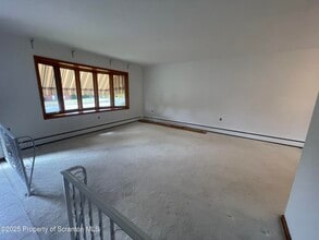 708 Woodmere Ave in Olyphant, PA - Building Photo - Building Photo