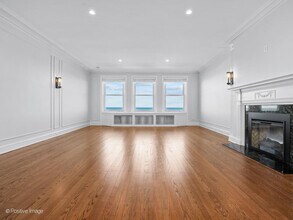 3240 N Lake Shore Dr in Chicago, IL - Building Photo - Building Photo