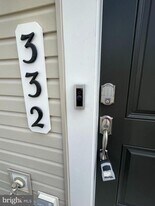 332 Watercourse Dr in Ranson, WV - Building Photo