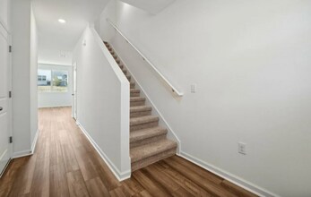 109 N Chubb Rdg in Clayton, NC - Building Photo - Building Photo