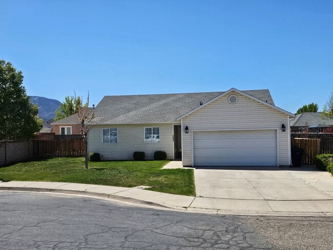 property at 593 W 1475 N