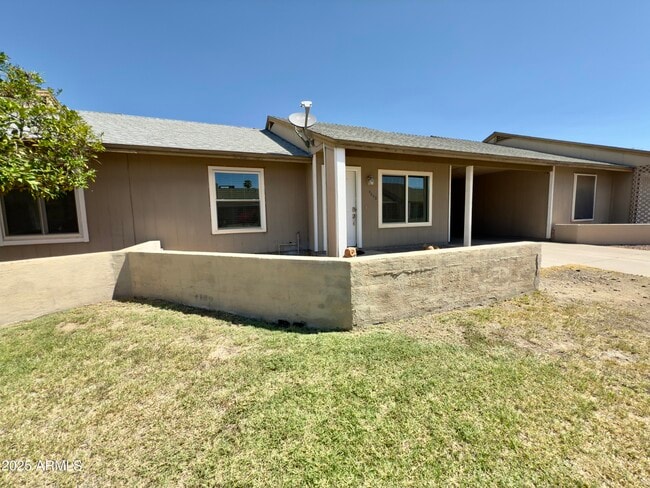 property at 4448 E Fremont St