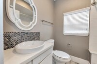 4114 Lamar St photo'