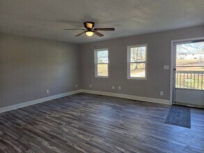 6108 Ramsey Rd in Harrison, TN - Building Photo - Building Photo