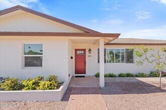 8112 E Virginia Ave in Scottsdale, AZ - Building Photo - Building Photo