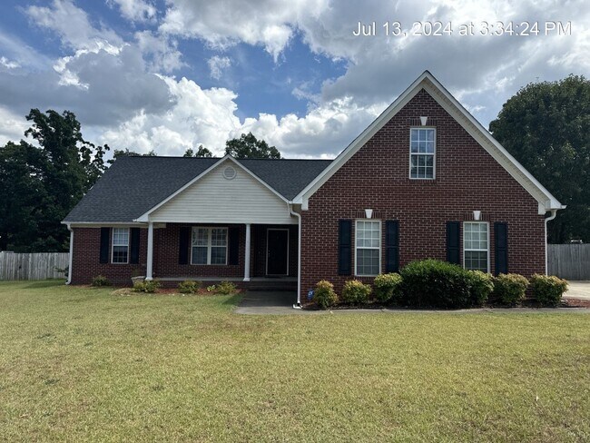 property at 116 Forest Creek Dr