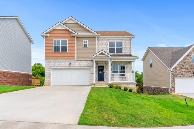 property at 925 Camden Ct
