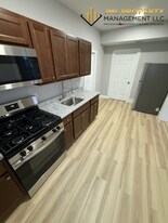 81 Swindells St in Fall River, MA - Building Photo