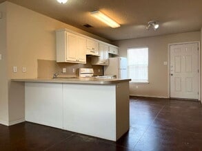 2401 73rd St in Lubbock, TX - Building Photo - Building Photo