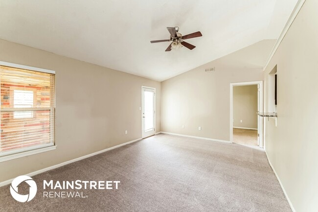 9625 Combs Ln in Louisville, KY - Building Photo - Building Photo