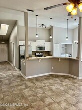 7820 Collins Ridge Blvd E in Jacksonville, FL - Building Photo - Building Photo