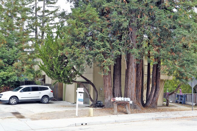 119 Vine Hill School Rd in Scotts Valley, CA - Building Photo - Building Photo