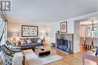 195 York Mills Rd in Toronto, ON - Building Photo - Building Photo