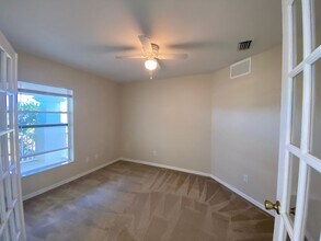 2817 NW 18th Pl in Cape Coral, FL - Building Photo - Building Photo