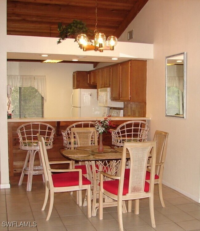 2972 Kings Lake Blvd in Naples, FL - Building Photo - Building Photo