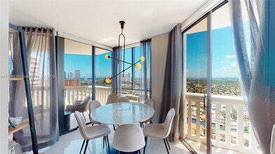 1000 W Island Blvd, Unit 2903 in Aventura, FL - Building Photo - Building Photo