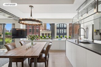77 Bleecker St in New York, NY - Building Photo - Building Photo