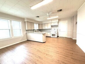 1110 George St in Rosenberg, TX - Building Photo - Building Photo