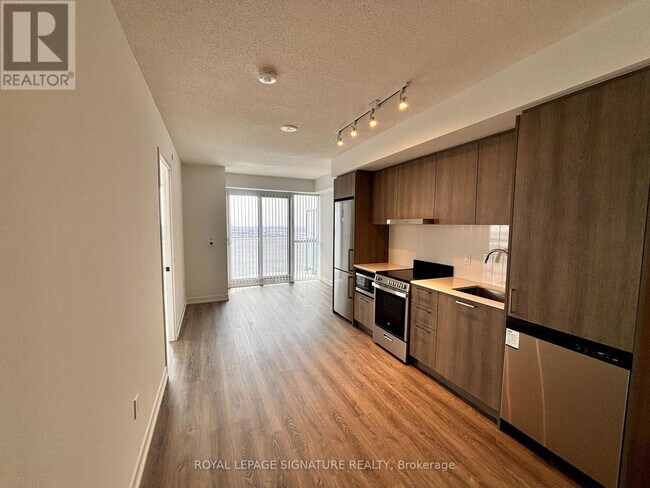 property at 195 Commerce St