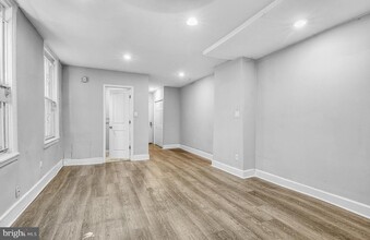 1202 N 7th St in Philadelphia, PA - Building Photo - Building Photo