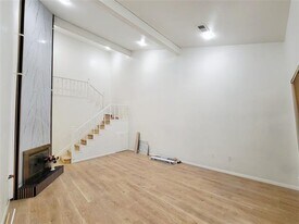 205 McCarley Pl in McKinney, TX - Building Photo