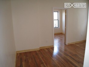 501 W 135th St-Unit -12 in New York, NY - Building Photo - Building Photo