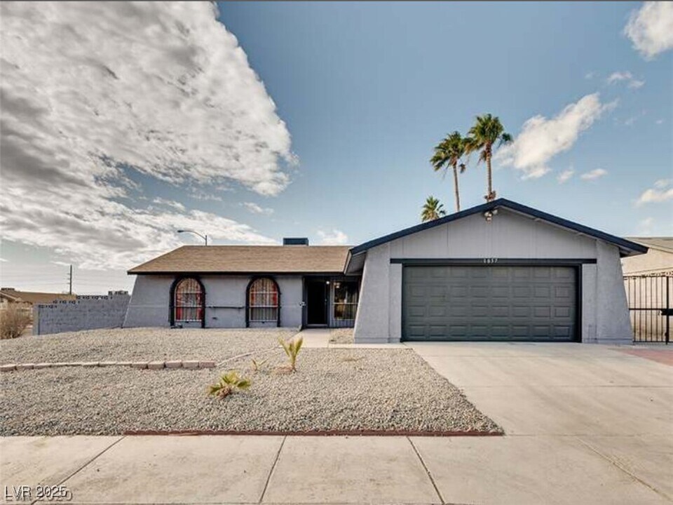 1857 Ludington Ave in Las Vegas, NV - Building Photo