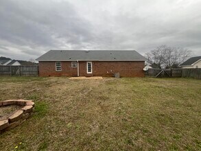 4460 Maxie St in Dalzell, SC - Building Photo - Building Photo