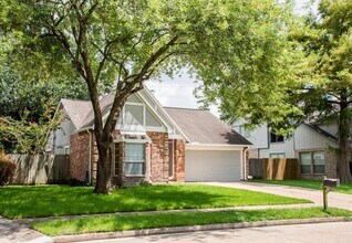 11111 Middleburgh Dr in Tomball, TX - Building Photo - Building Photo