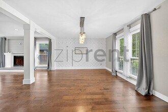 3817 Dutton Dr in Plano, TX - Foto de edificio - Building Photo