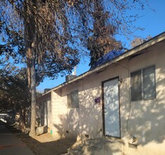 282 W Date Ave in Porterville, CA - Foto de edificio - Building Photo