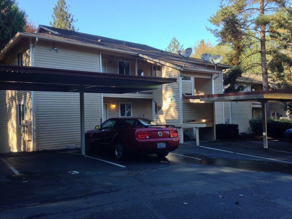 16125 4th Ave NE, Unit 1 in Duvall, WA - Building Photo