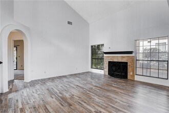 4921 Fiesta Lakes St in Las Vegas, NV - Building Photo - Building Photo