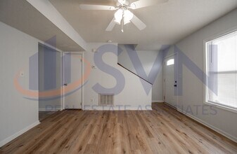 407 S Merritt Mill Rd in Chapel Hill, NC - Building Photo - Building Photo