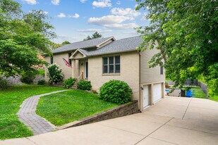 2490 Coulterville Rd in North Huntingdon, PA - Building Photo