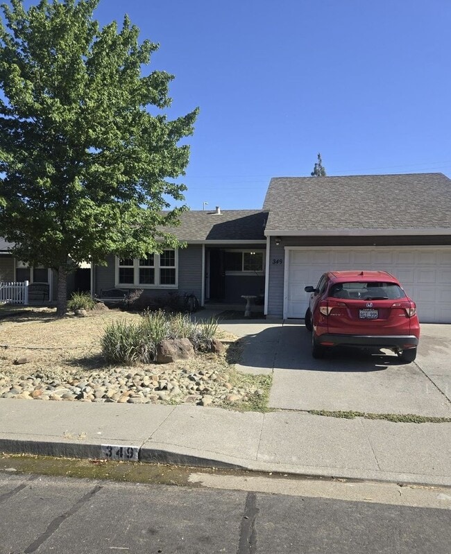 349 Temple Dr in Vacaville, CA - Building Photo - Building Photo