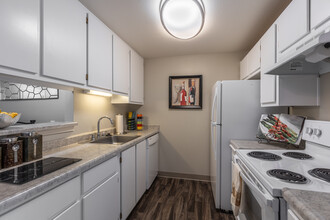 Berkshire Court Apartments in Wilsonville, OR - Foto de edificio - Interior Photo