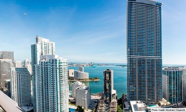 1010 Brickell Ave in Miami, FL - Building Photo - Building Photo
