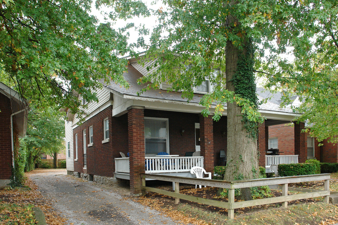 158 Bonnie Brae Dr in Lexington, KY - Foto de edificio