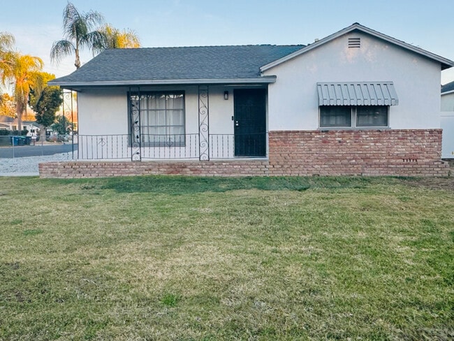 10609 Mountain View Ave