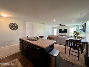 407 Hope Ln in Surf City, NC - Building Photo - Building Photo