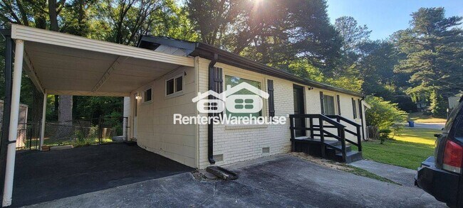 2842 Marco Dr NW in Atlanta, GA - Building Photo - Building Photo