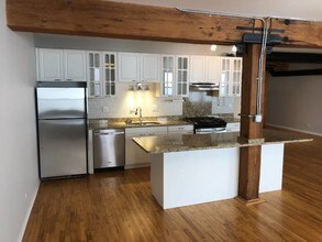 515 N Noble St-Unit -312 in Chicago, IL - Building Photo - Building Photo